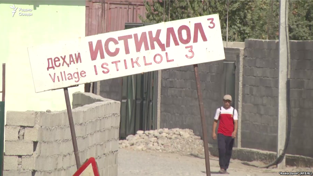 15CF41A6-F881-4223-9469-E705F571889D_w1023_r1_s