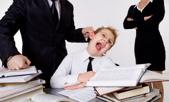 teacher-scolds-student-710x430