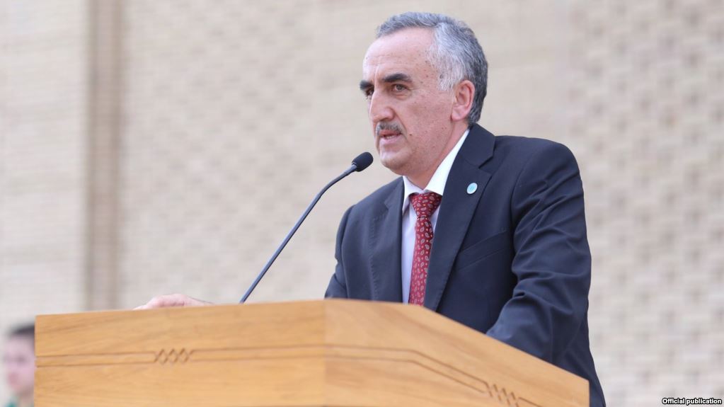 C5C651D8-4D35-448F-B8F1-804B87991598_cx8_cy13_cw92_w1023_r1_s