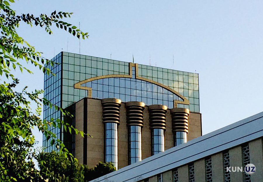 jxpW3G-PSQ25YW9_zV_7l0XTLZB31M-R