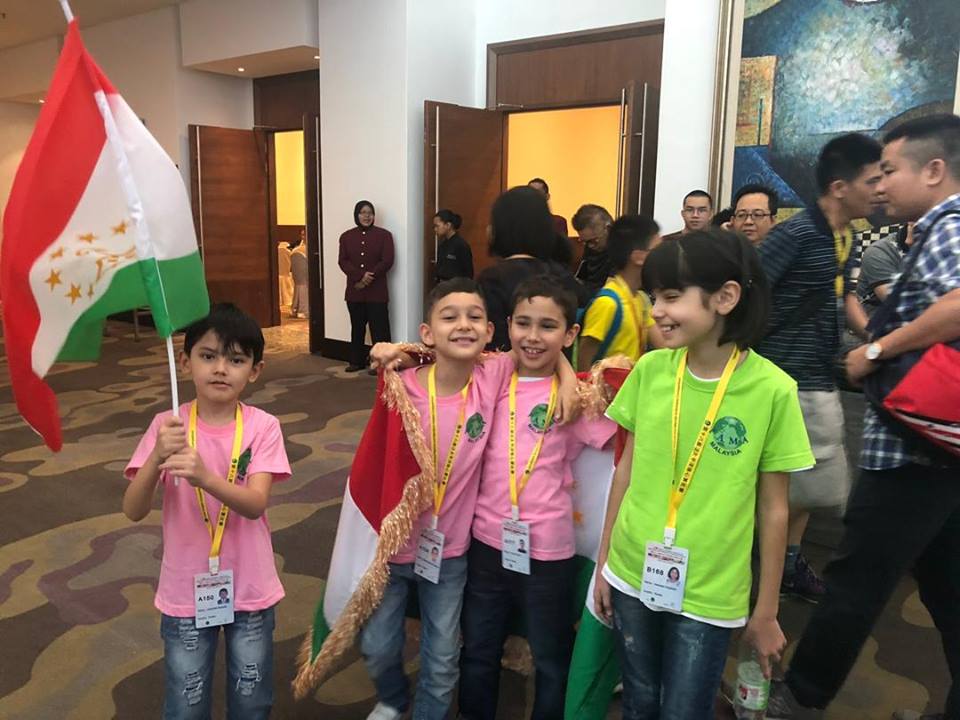 48995978_1976490639320341_8441159106709946368_n