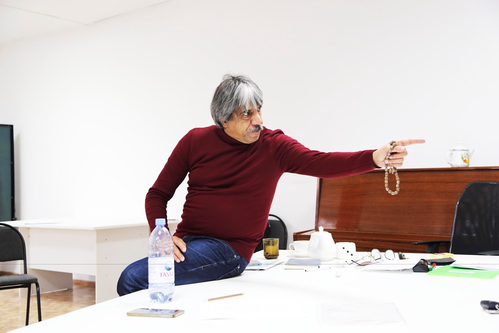 0383b64eea188e255f8a4f75640a13c3