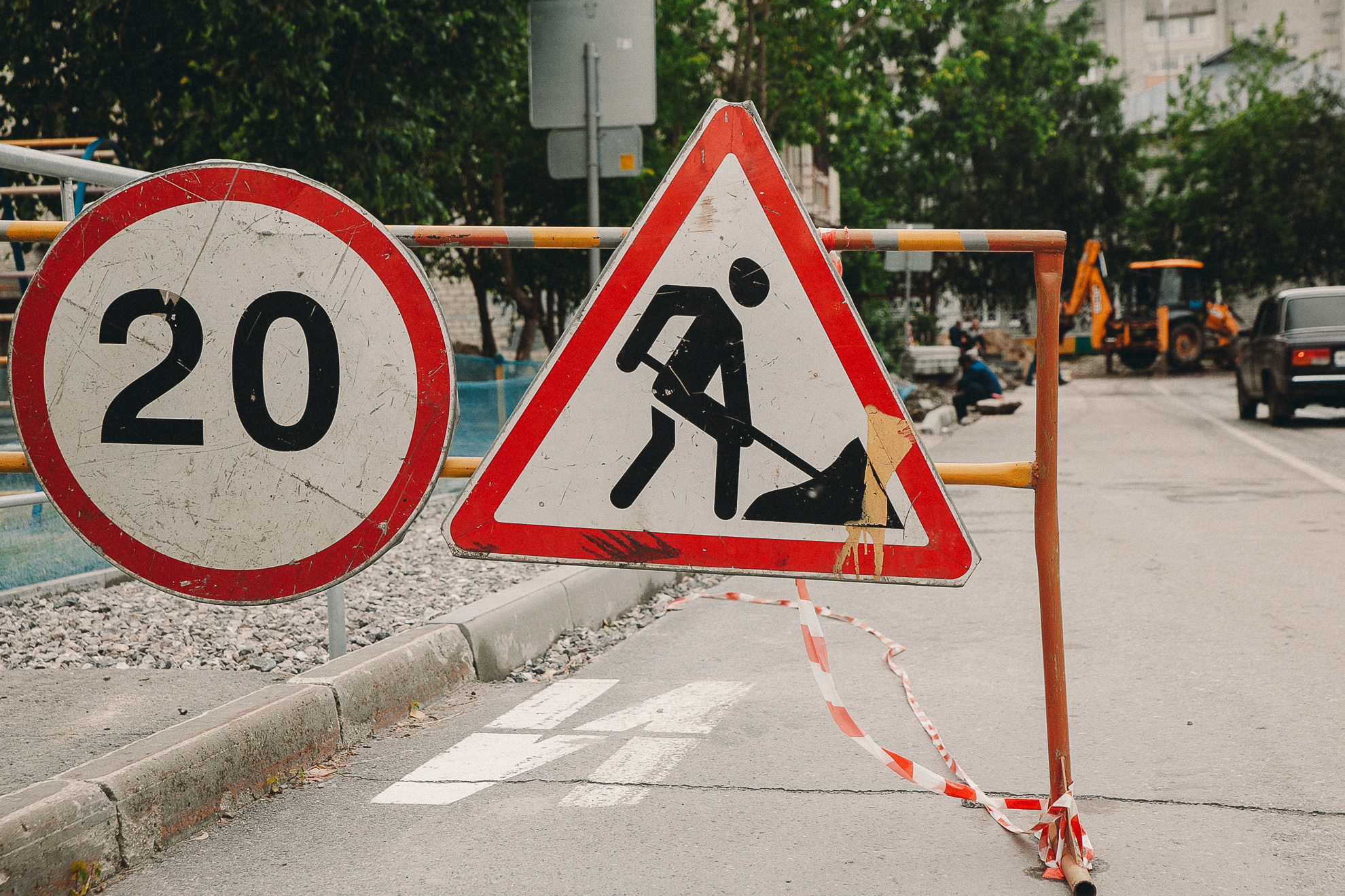 2-z6-597f0d7b-f2ef-4c3f-9096-1474afce2c78