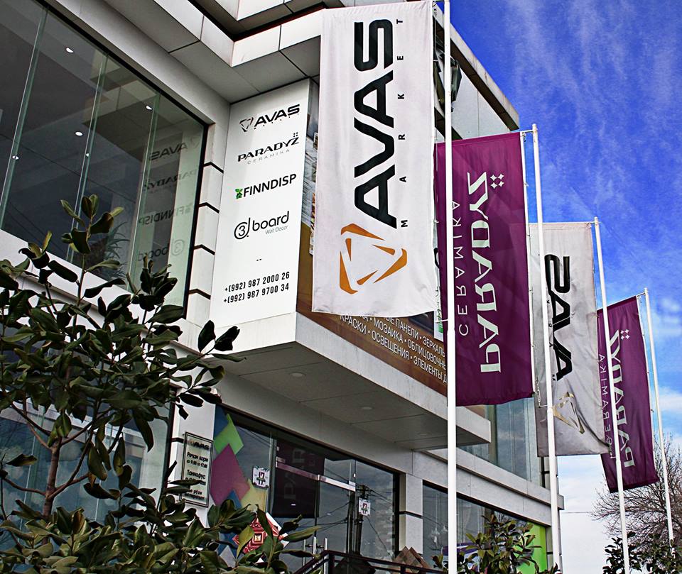 33106479_942606822574633_1048241658270842880_n