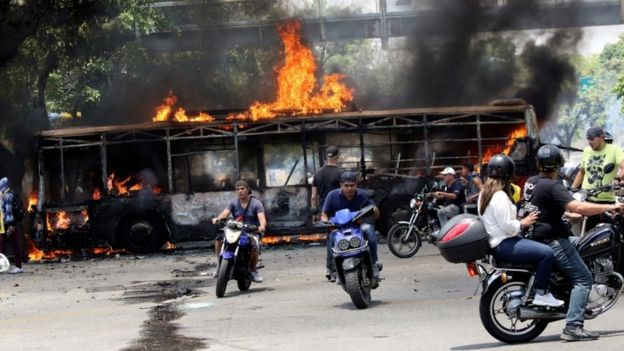 _106744532_053669187-1