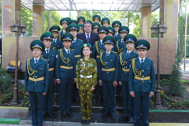 Iftito-i-Gimnaziyai-arbii-ba-nomi-vorisoni-Kur-shi-Kabir-i-shun-oi-sar-adii-Kumitai-davlatii-amniyati-millii-um-urii-To-ikiston-28