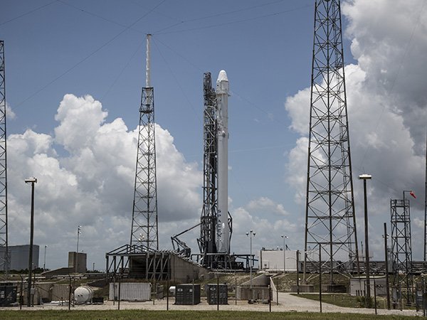 spacex-dostavila-na-orbitu-sputniki-v-ramkah-programmy-vsemirnogo-interneta_1