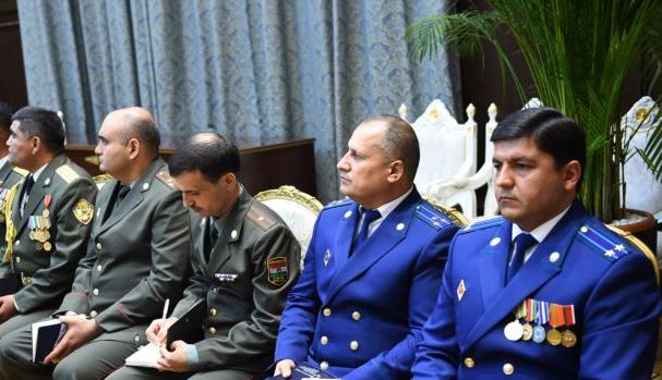 065EB53E-F719-4362-9153-F0FF9B876761_w650_r1_s