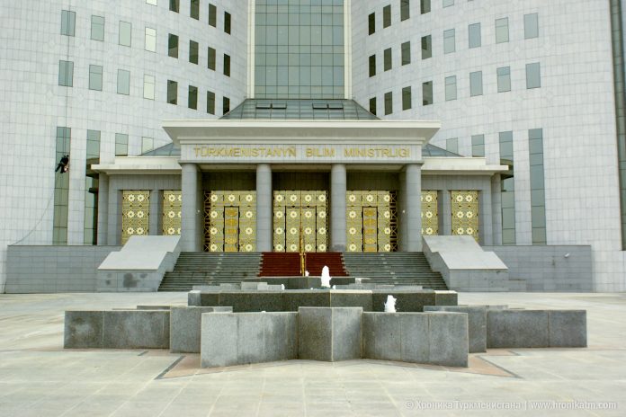 2019_08_19_minobraz_01-1-696x464