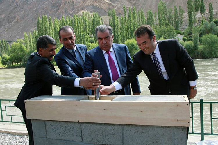 22525b78-f9b4-427b-9725-24a0066caad9