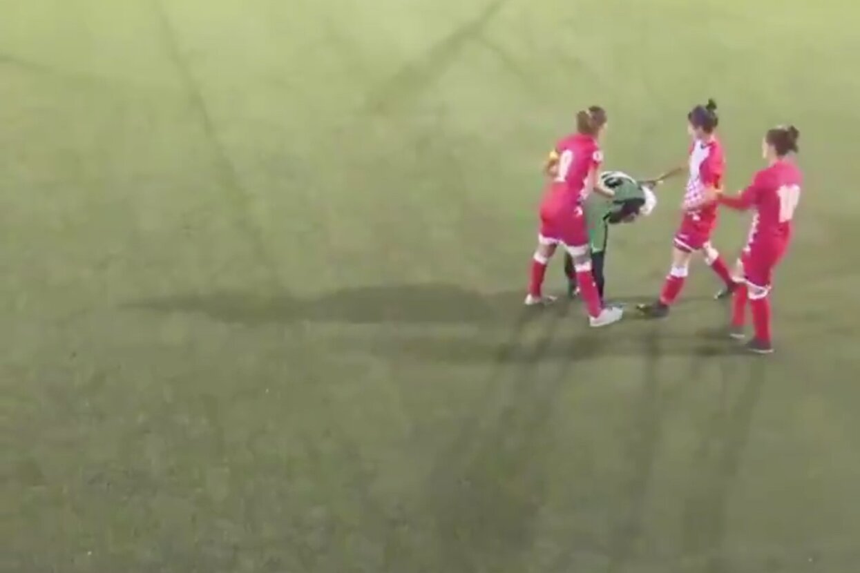 lgEXolESDDTaq5b1-rv6FQ