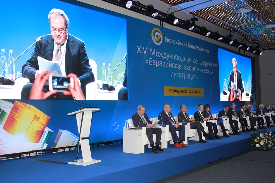 77419477_440643713265268_3176086168877924352_n