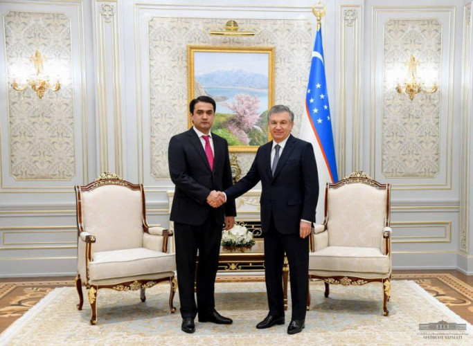 a8a636eb-b1e1-434f-93db-e7b1d004c741-xl