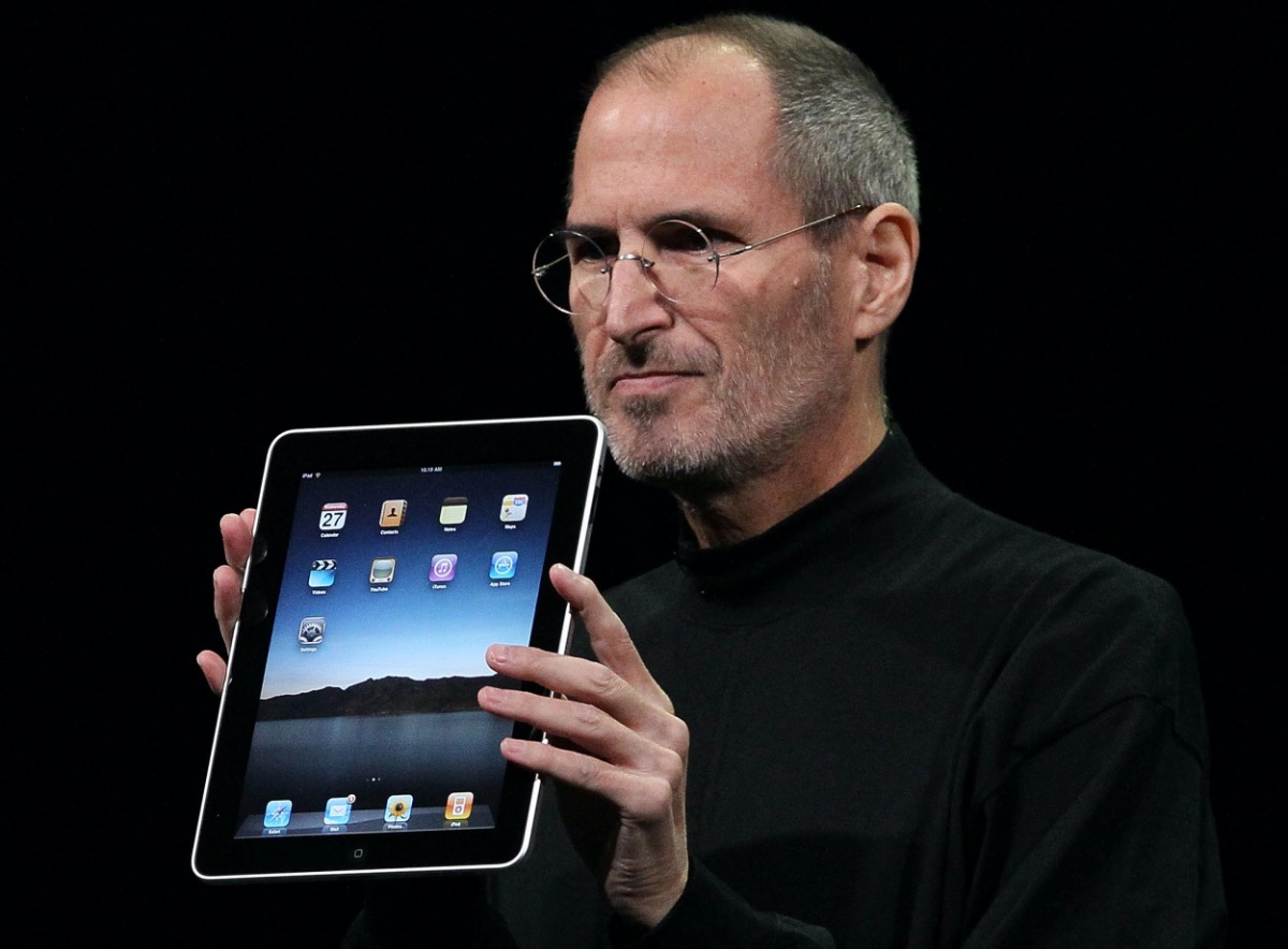 stevejobs-ipad-2
