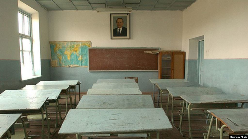 2E74629A-0057-400D-8EF4-3F913D672A08_w1023_r1_s