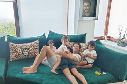 bc378ccf-4f30-458b-97c0-f2eed3a4ebfd