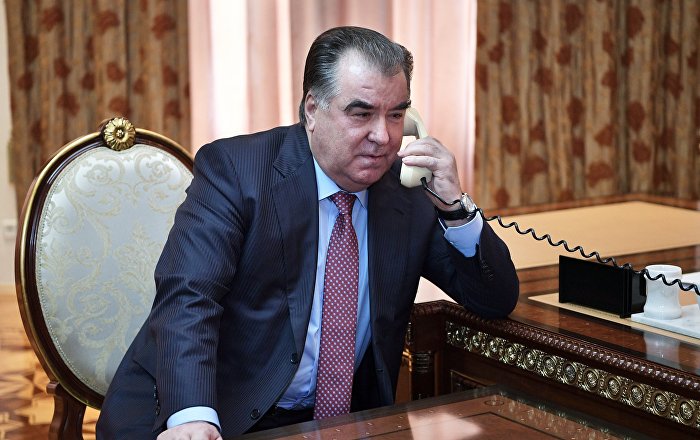 rahmon-pogovoril-po-telefonu-s-emirom-katara_1