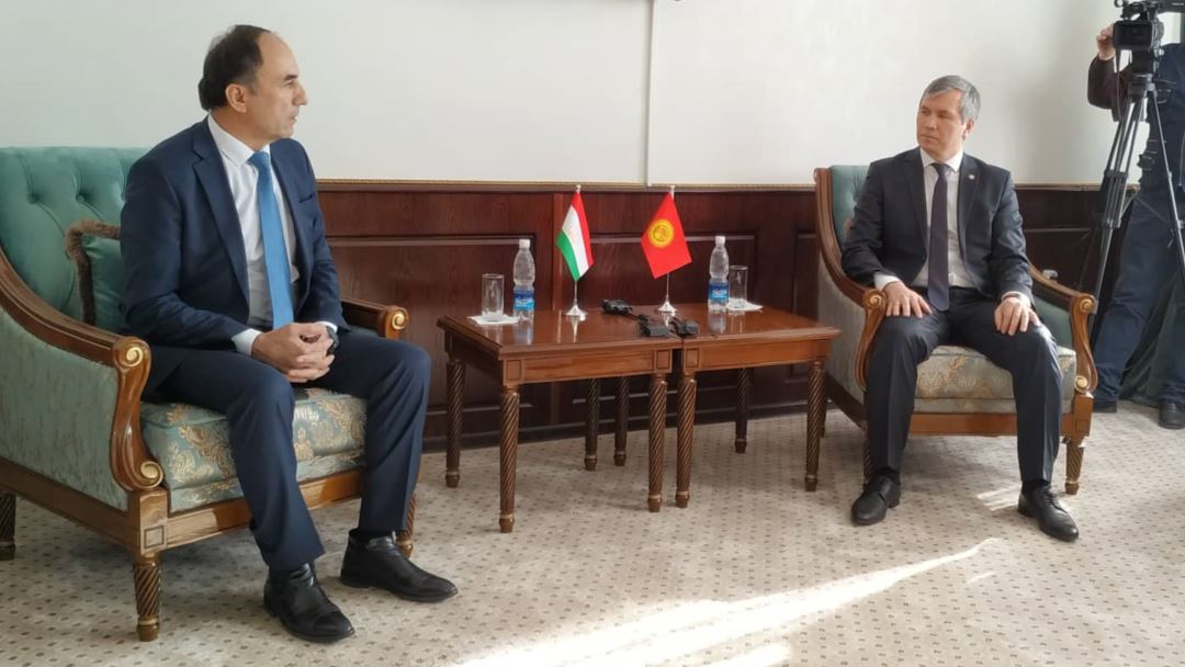 106DB28F-303D-45BD-9384-28E497C1D186_cx8_cy12_cw69_w1080_h608