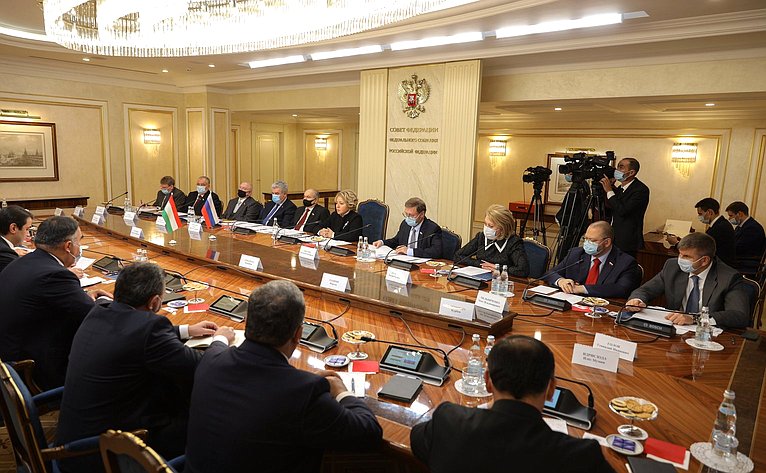 avzj5c33jmwph0mc2bkzazbdh9su22rl-jpg