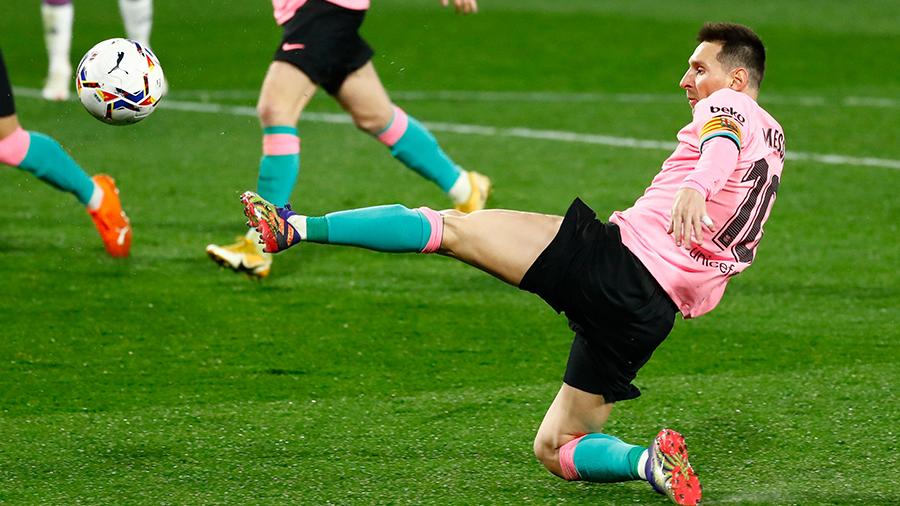 2020-12-22T220916Z_1985074542_UP1EGCM1PJG5Z_RTRMADP_3_SOCCER-SPAIN-REV-FCB-REPORT