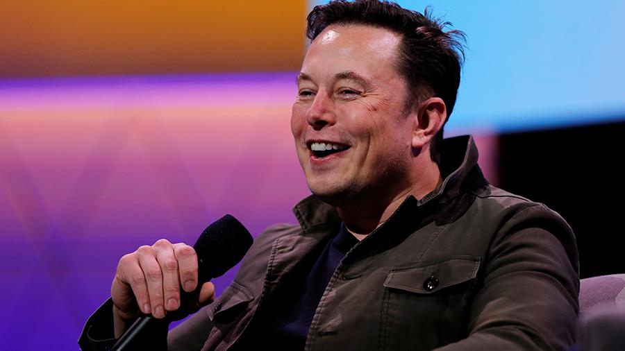 2021-02-08T204218Z_154943554_RC2KOL9ICU7A_RTRMADP_3_CRYPTO-CURRENCY-TESLA-TWEETS
