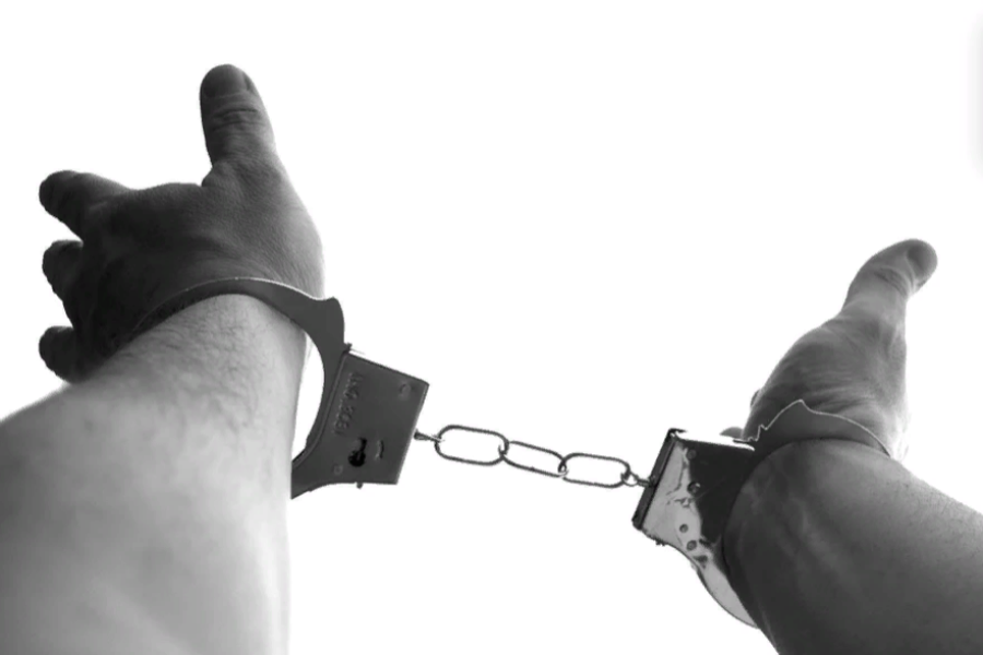 9052cd6e83f44a1881dd1318090833d7