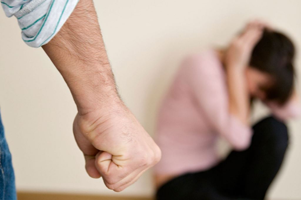 1562241245_iznasilovali-doch