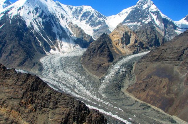 _94253920_tajik_glaciers