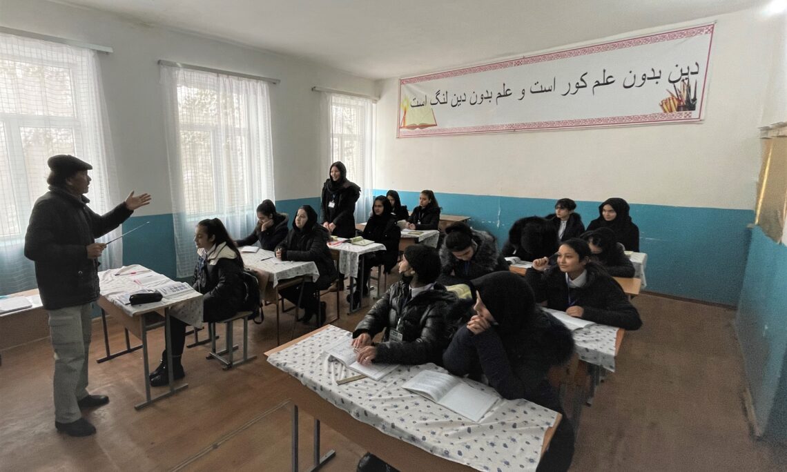 Afghan-School-1140x684