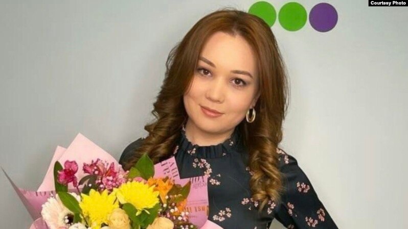 e1180000-0aff-0242-68d3-08d99f9f8dd0_w1597_n_r1_st