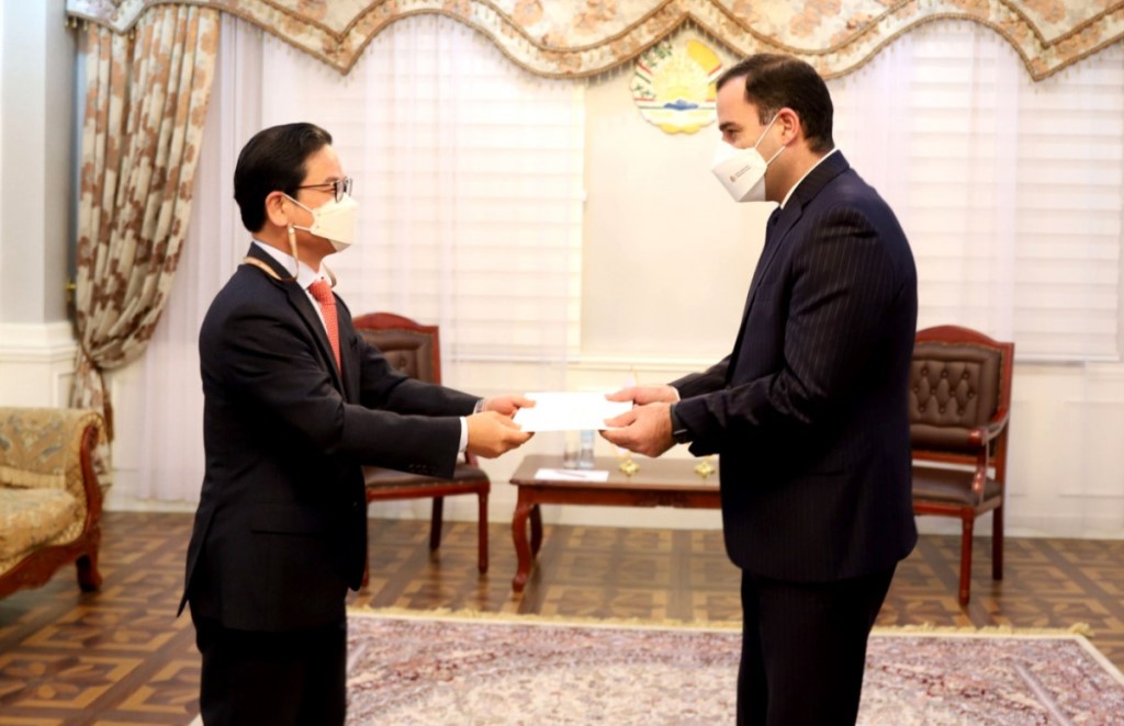 Tajikistan-DFM-Ambassador-of-Korea-07-01-2022-1
