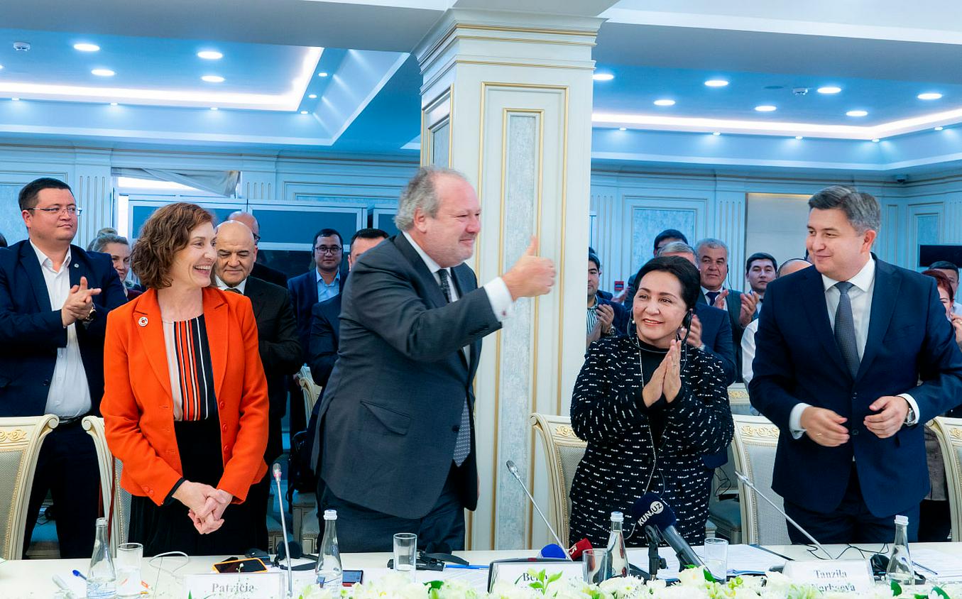 169170bf-780b-4c76-9fb6-a4ecd56af4e7