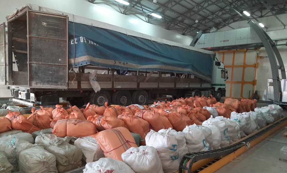 6037573fbf94a698357973