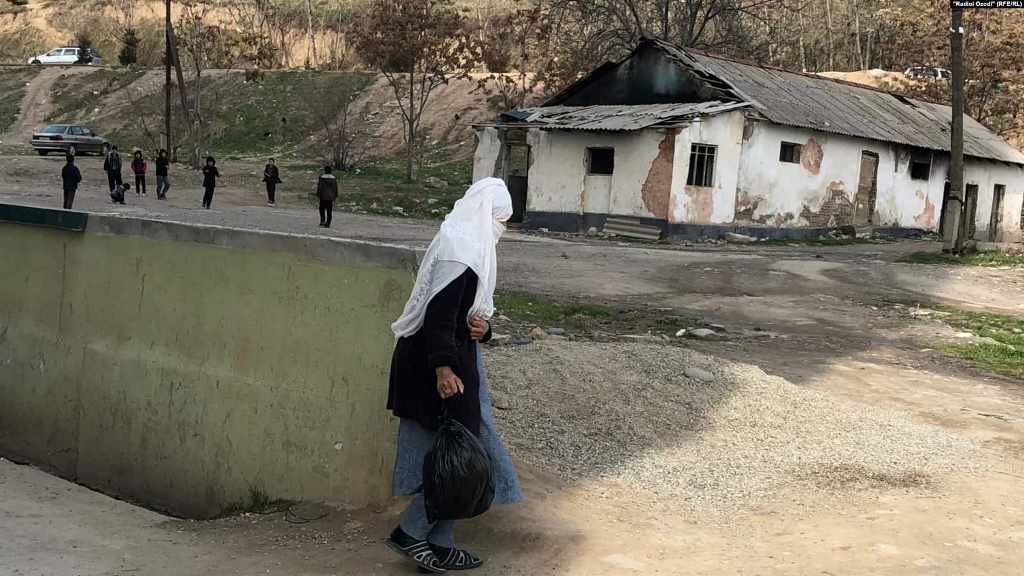 02220000-0aff-0242-8404-08da01d6d93c_cx21_cy18_cw56_w1597_n_r1_st