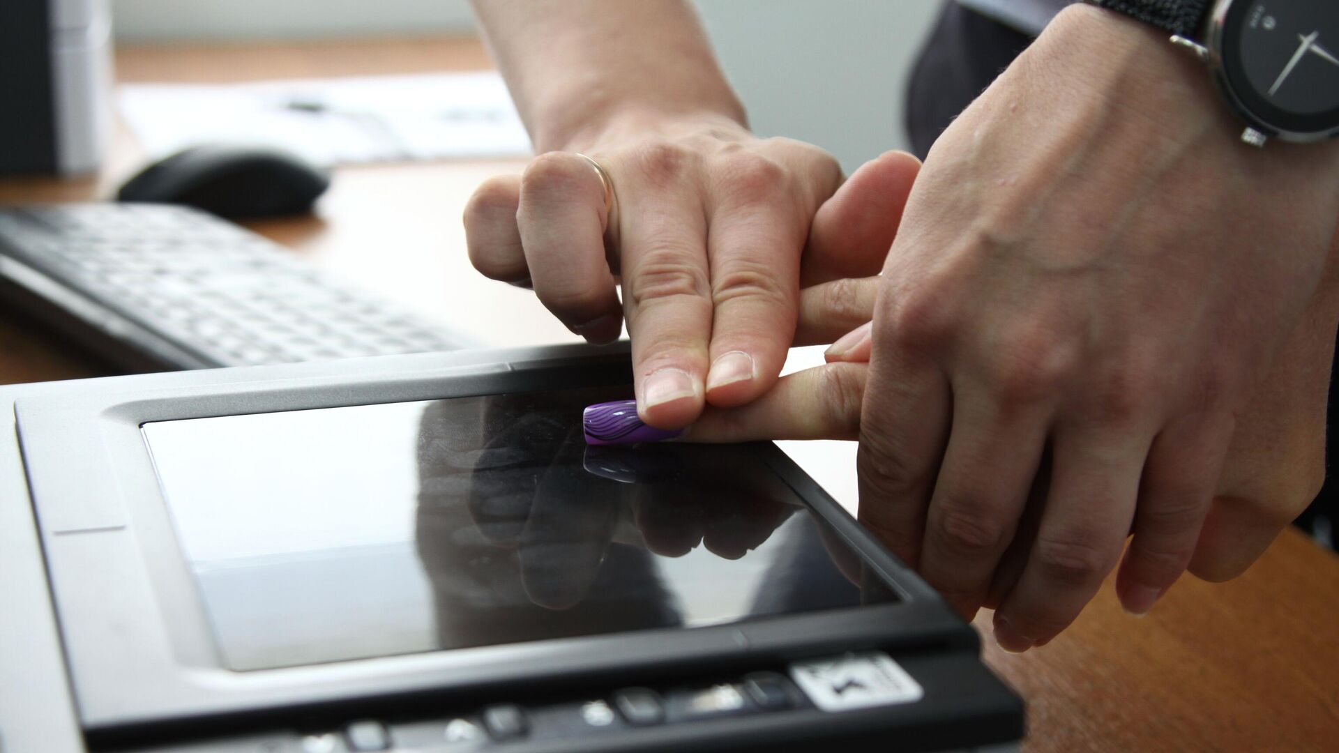 1042131665_0_160_3073_1888_1920x0_80_0_0_cb3968b37897d78d562674b7894f2d49