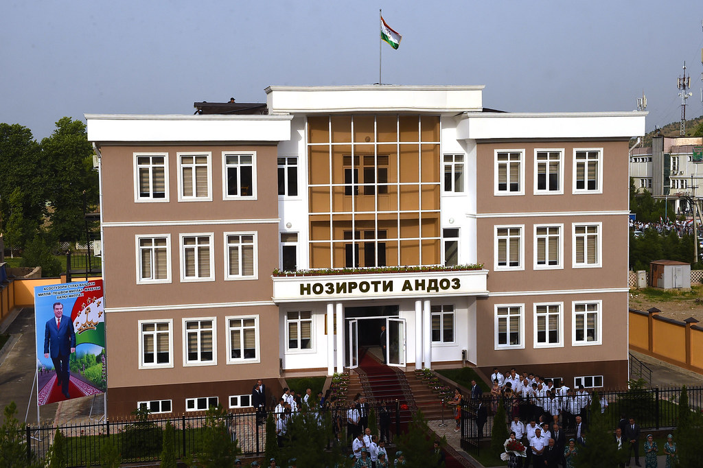 27448176205_1dddfa8013_b