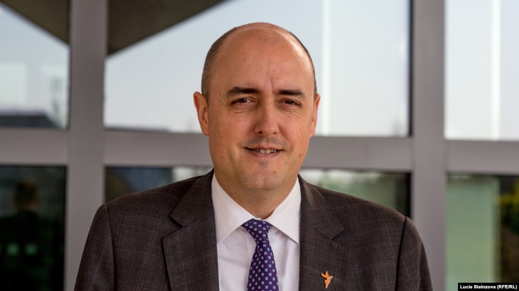 58071b9c-023e-4a57-a909-303be198fa6e_w1023_r1_s