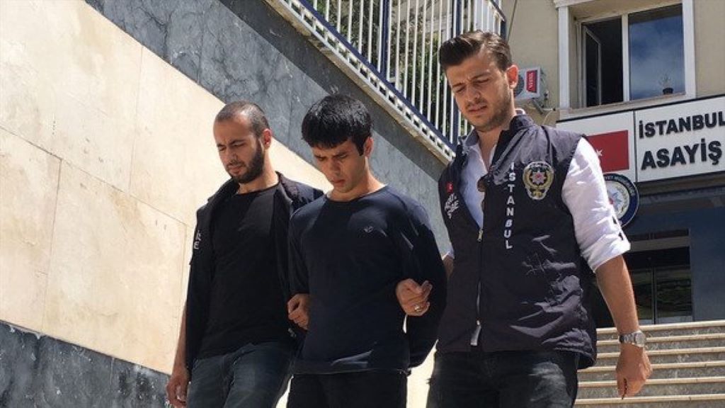 6778-tm_migrants-585_329