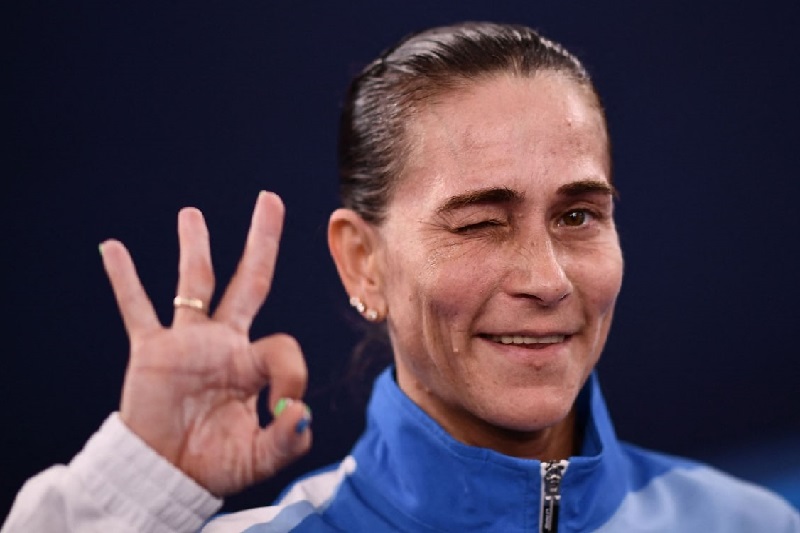 dda81eec-16f3-4eee-b0f6-118e0c47df74