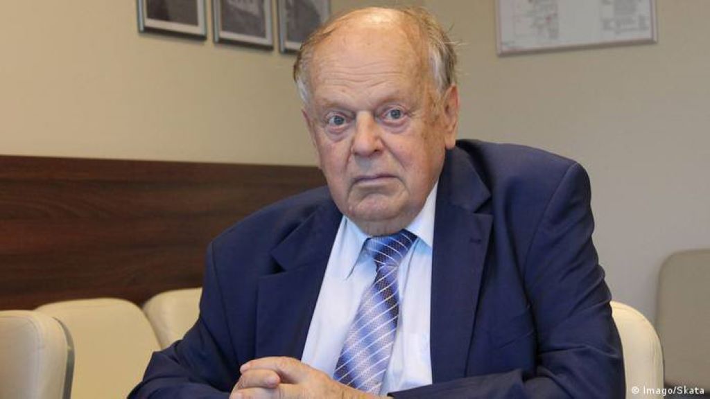 photo_2022-05-04_12-25-37