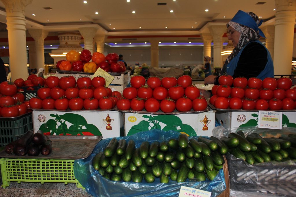 uzbekskie-pomidory-1024x683