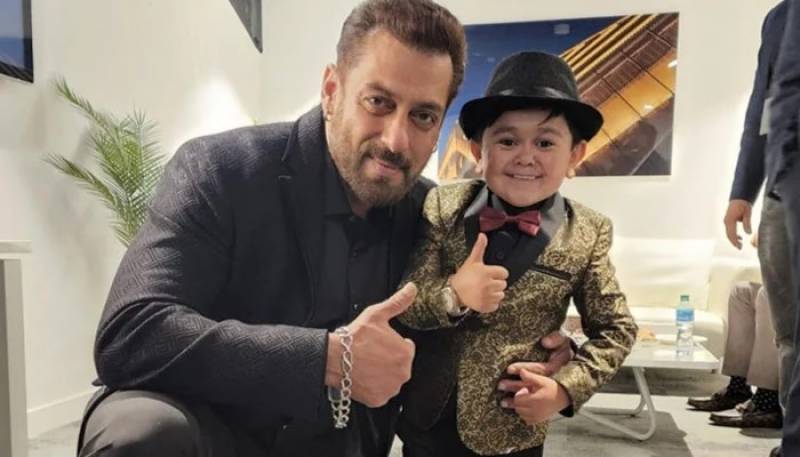 world-s-smallest-singer-abdu-rozik-bags-role-in-movie-featuring-salman-khan-1659473402-8350