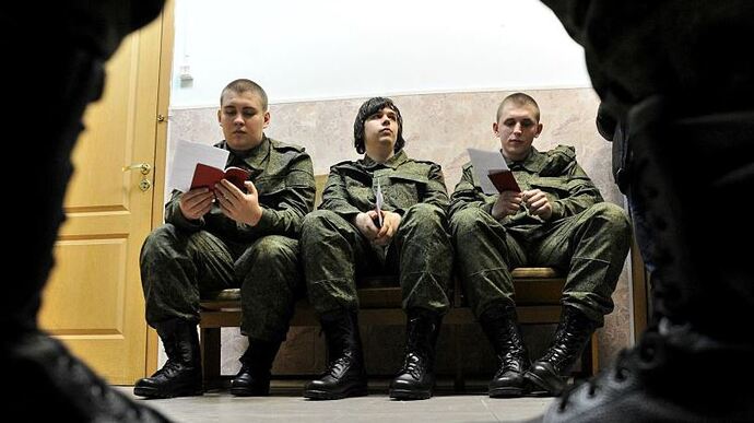 2485f2e-f5a1dec-russian-army