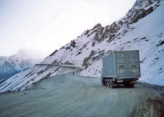 1585550535_tadzhikistan-kamnepad