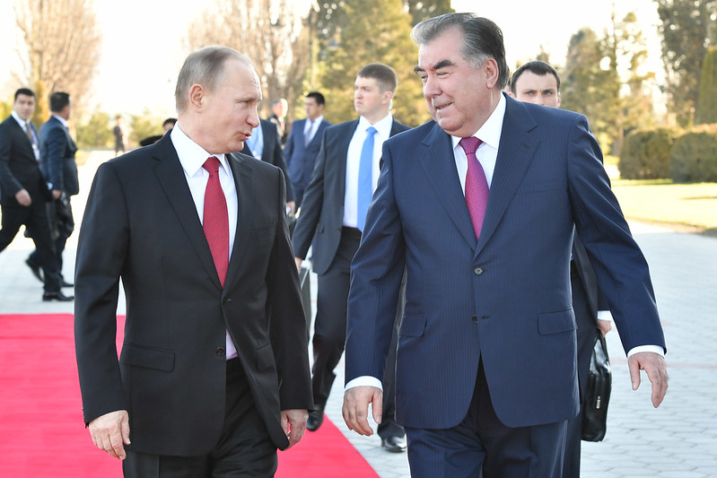 32332361193_d5f5a20738_c