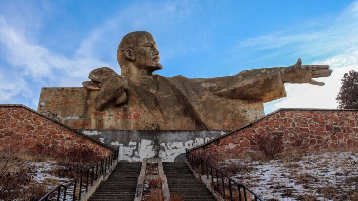 271559884_385507049779291_5366641014695010563_n-696x392