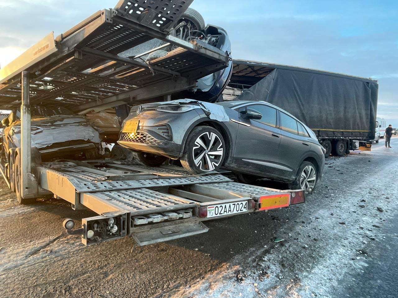 photo_2023-03-04_00-51-39_2