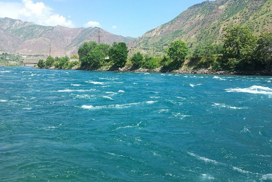 Vahsh-aspect-ratio-760-508