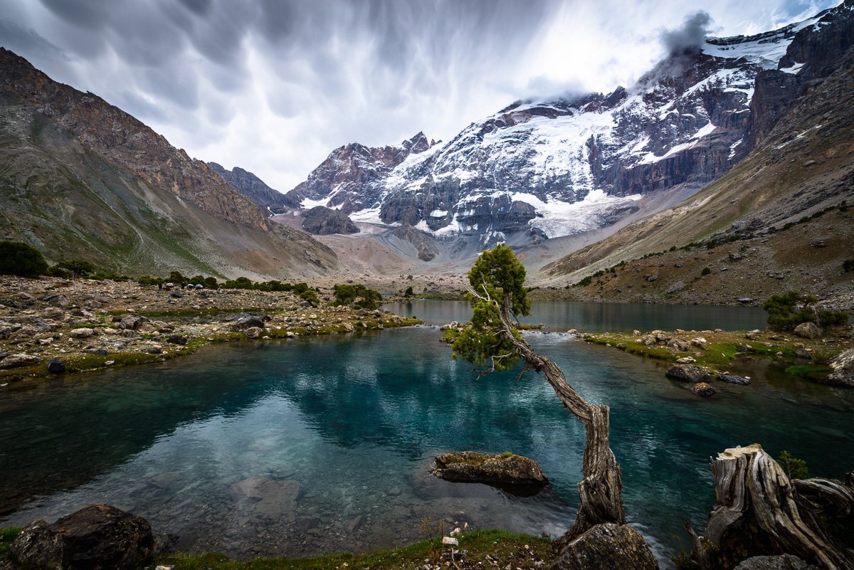 1637261980_1-krot-info-p-priroda-tadzhikistana-gori-gori-krasivo-fo-1