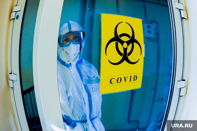 644869_Kovidniy_gospitaly_i_rodilyniy_dom_Oblastnoy_bolynitsi_2_Chelyabinsk_epidemiya_vrach_bolynitsa_medik_koronavirus_siz_covid_kovid_krasnaya_zona_pandemiya_kovidniy_gospitaly_250x0_3991